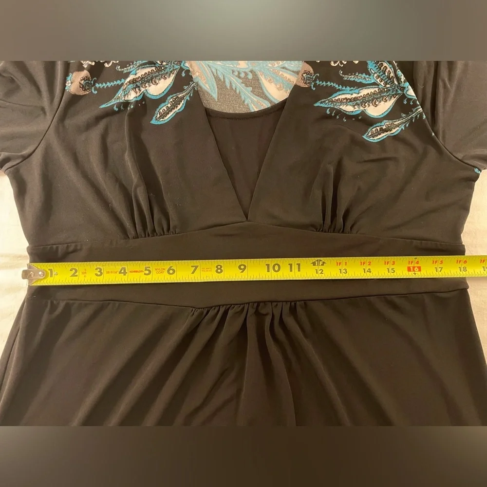 3 Quarter Length Sleeves Dress Black with Flower Design Size L